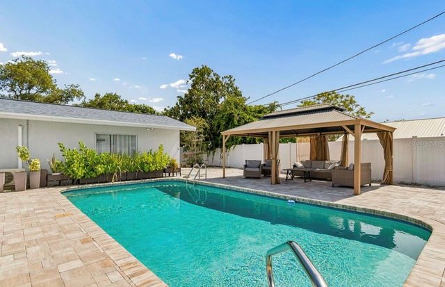 5127 CAESAR WAY S, St Petersburg, FL 33712