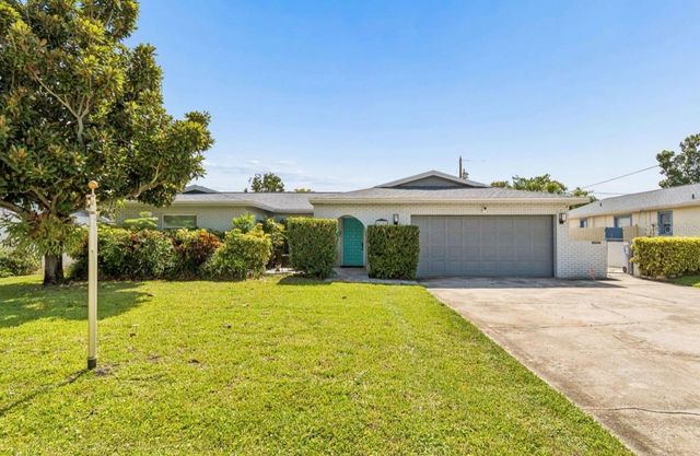 5127 CAESAR WAY S, St Petersburg, FL 33712