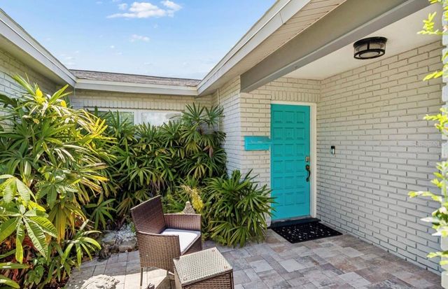 5127 CAESAR WAY S, St Petersburg, FL 33712