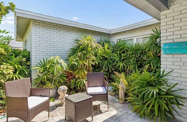 5127 CAESAR WAY S, St Petersburg, FL 33712