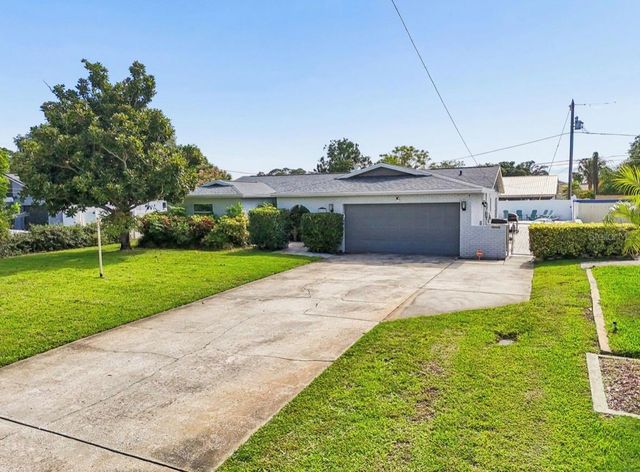 5127 CAESAR WAY S, St Petersburg, FL 33712