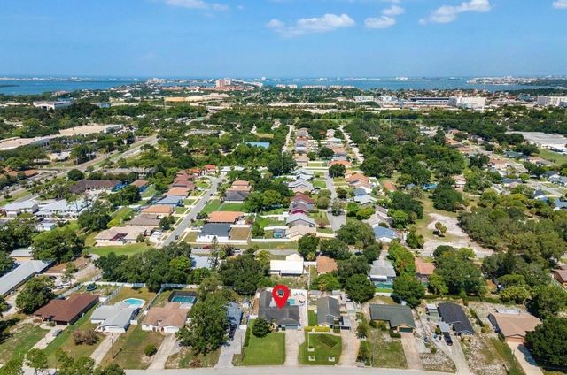 5127 CAESAR WAY S, St Petersburg, FL 33712