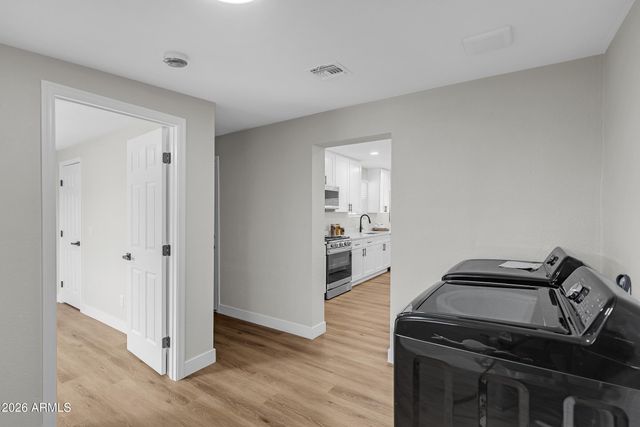 65 E 7TH Avenue, Mesa, AZ 85210