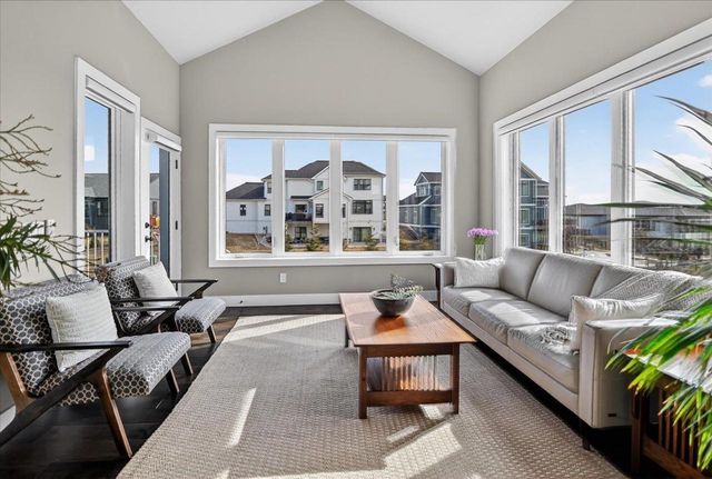 2012 Paris Lane, Cottage Grove, WI 53527