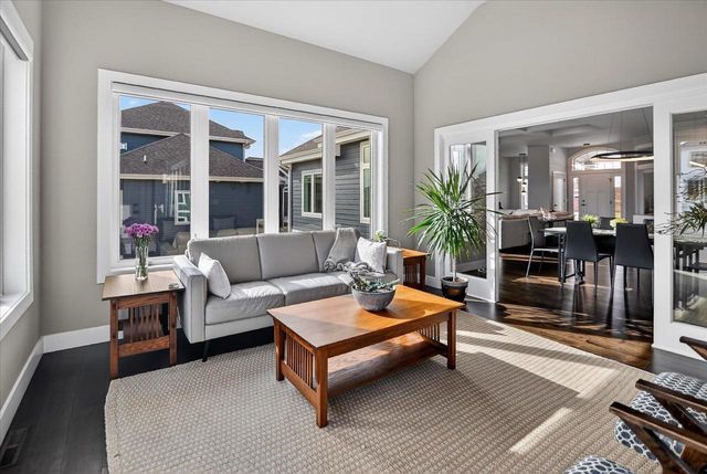 2012 Paris Lane, Cottage Grove, WI 53527