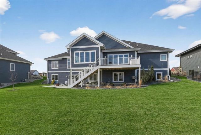 2012 Paris Lane, Cottage Grove, WI 53527