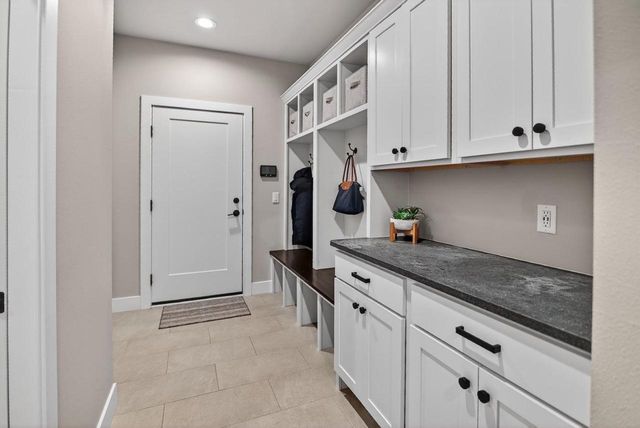 2012 Paris Lane, Cottage Grove, WI 53527