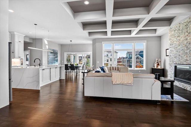 2012 Paris Lane, Cottage Grove, WI 53527