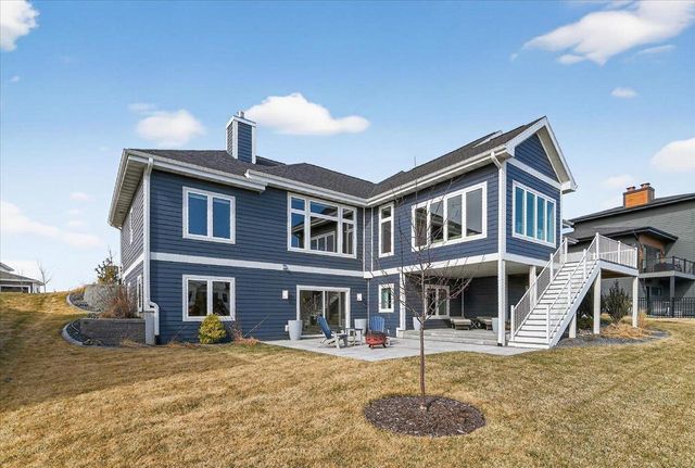 2012 Paris Lane, Cottage Grove, WI 53527