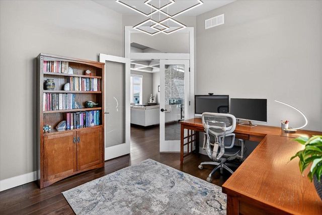 2012 Paris Lane, Cottage Grove, WI 53527