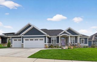 2012 Paris Lane, Cottage Grove, WI 53527