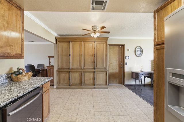 16854 Kayuga, Victorville, CA 92395