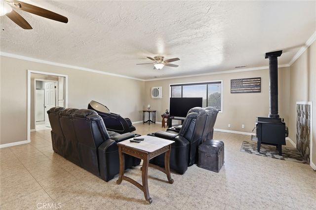16854 Kayuga, Victorville, CA 92395