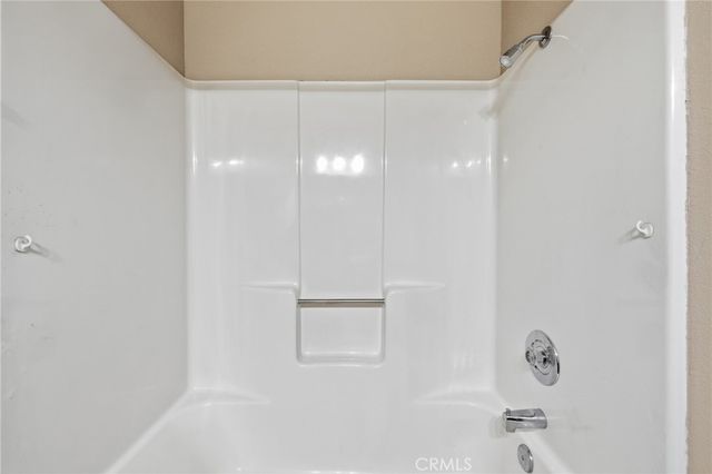 16854 Kayuga, Victorville, CA 92395