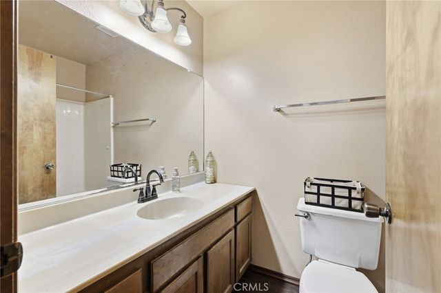 16854 Kayuga, Victorville, CA 92395