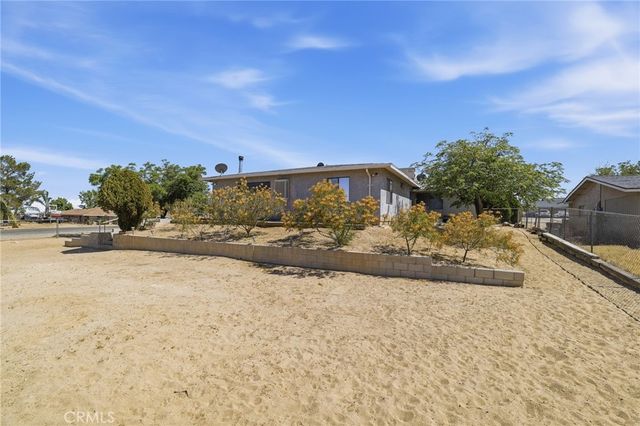 16854 Kayuga, Victorville, CA 92395