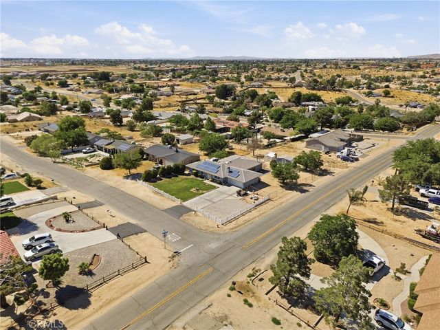 16854 Kayuga, Victorville, CA 92395