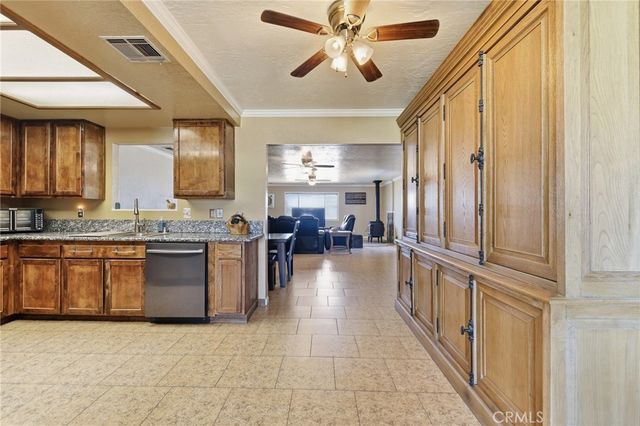 16854 Kayuga, Victorville, CA 92395