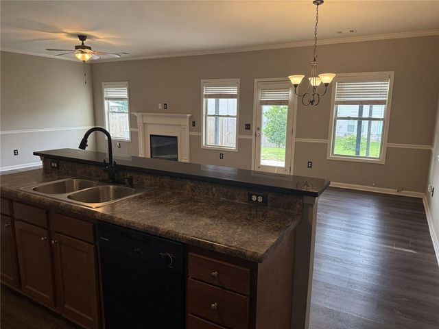 109 Highland Pointe Circle E, Dawsonville, GA 30534