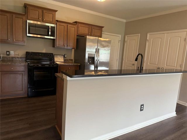 109 Highland Pointe Circle E, Dawsonville, GA 30534