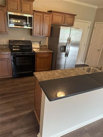 109 Highland Pointe Circle E, Dawsonville, GA 30534