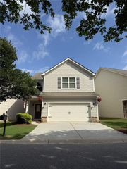 109 Highland Pointe Circle E, Dawsonville, GA 30534