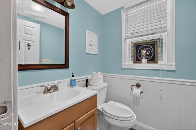 34 Pepperbush Place, Malta, NY 12020
