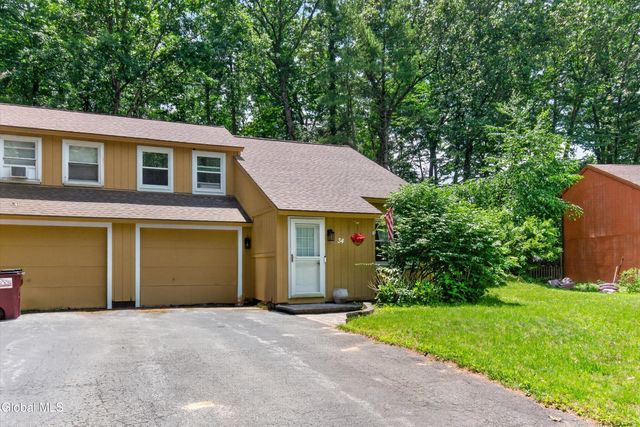 34 Pepperbush Place, Malta, NY 12020