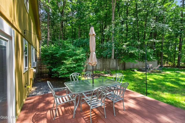 34 Pepperbush Place, Malta, NY 12020