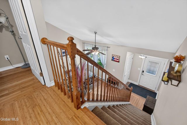 34 Pepperbush Place, Malta, NY 12020