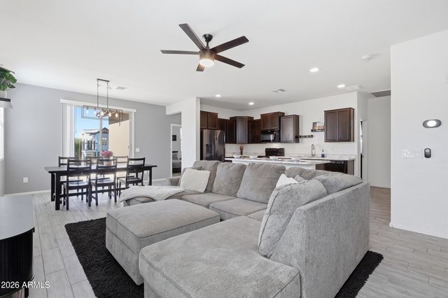 17937 W Villa Hermosa Lane, Surprise, AZ 85387