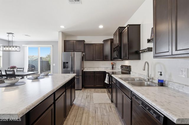 17937 W Villa Hermosa Lane, Surprise, AZ 85387