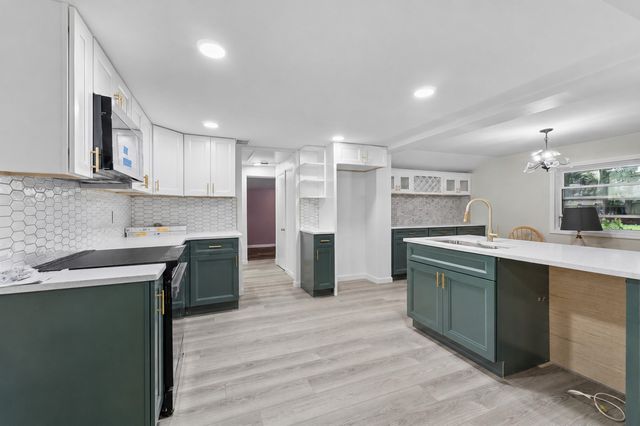1824 CLIFFORD Drive, Erie, PA 16505