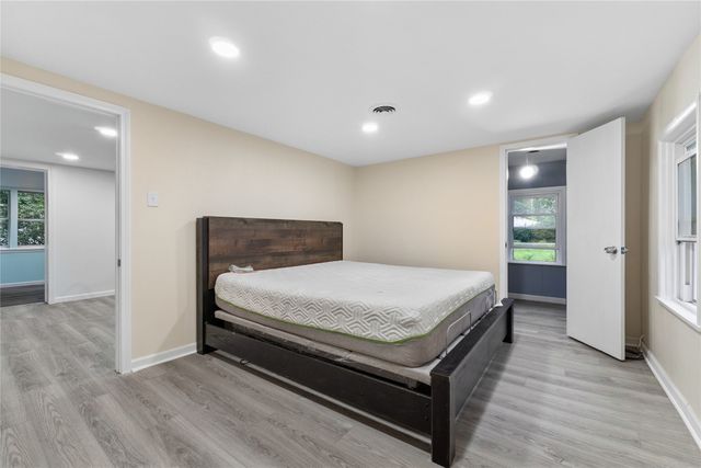1824 CLIFFORD Drive, Erie, PA 16505