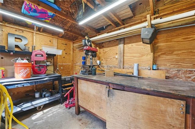 1059 Merritt Road, Marietta, GA 30062