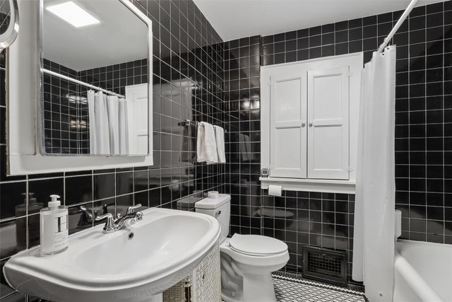 317 58th Street, Des Moines, IA 50312