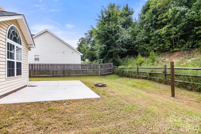 223 Newport Drive, Kannapolis, NC 28081