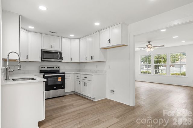 223 Newport Drive, Kannapolis, NC 28081