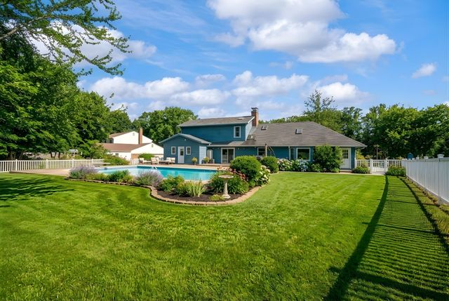 3140 Bluffwood Place, St. Joseph Twp, MI 49085