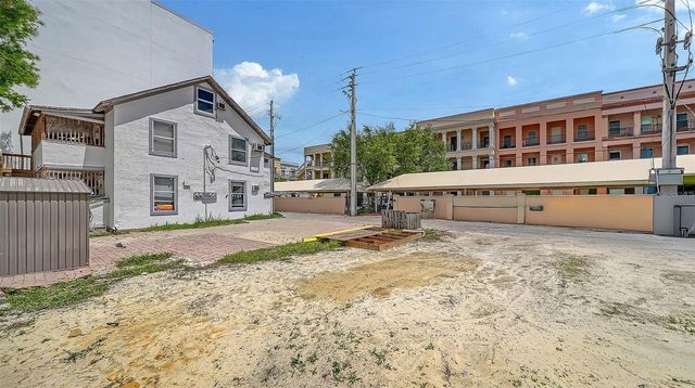 420 KUMQUAT COURT, Sarasota, FL 34236