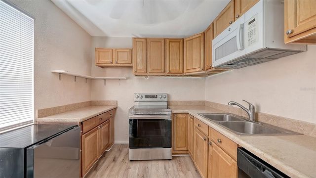 420 KUMQUAT COURT, Sarasota, FL 34236