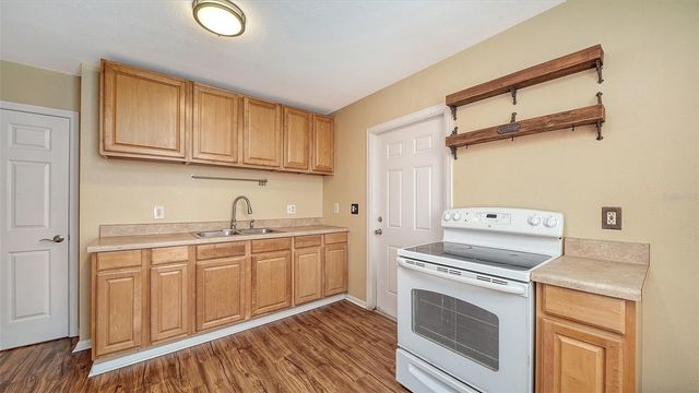 420 KUMQUAT COURT, Sarasota, FL 34236