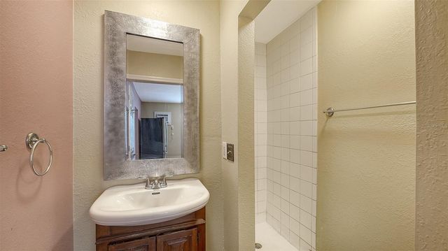 420 KUMQUAT COURT, Sarasota, FL 34236