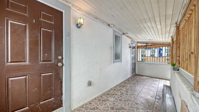 420 KUMQUAT COURT, Sarasota, FL 34236