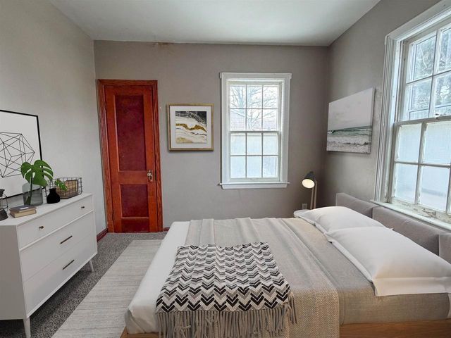 1211 WELLS STREET, Marinette, WI 54143