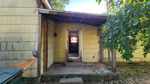 2405 W 10Th Street, Muncie, IN 47302