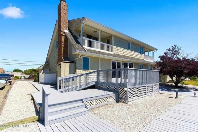 832 Forepeak Drive, Forked River, NJ 08731