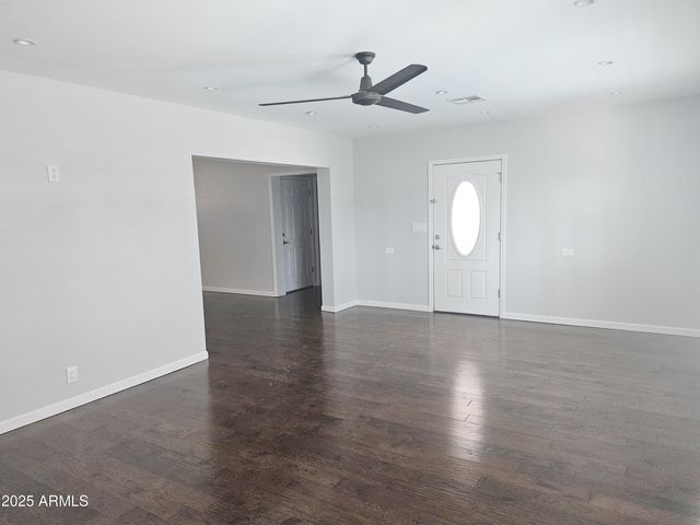 4139 E CLARENDON Avenue, Phoenix, AZ 85018