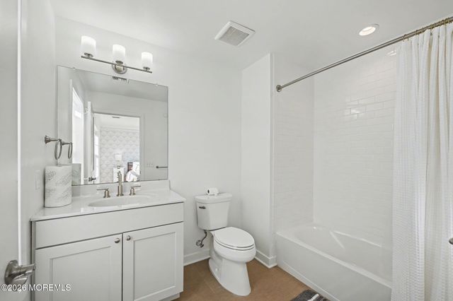 25 Catherine Street 15, Red Bank, NJ 07701