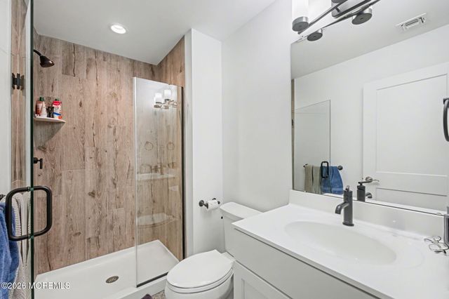 25 Catherine Street 15, Red Bank, NJ 07701